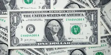 Central banks think the US has become riskier. They plan to sell dollars and buy gold