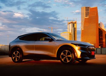 2021 Auto Shanghai: Mitsubishi Teases Airtrek EV