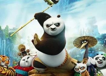 This real-life Kung Fu Panda fight between a panda and peacock will keep you ROFL-ing!
