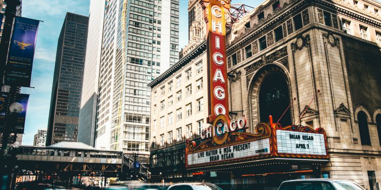 Enjoy the street at Chicago