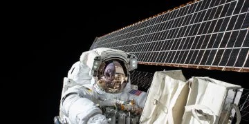 Elon Musk’s SpaceX Is Raising $500 Million in Funding to Space Rocket