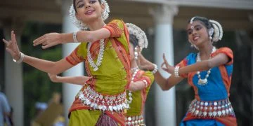 India Becoming World’s Fastest Growing Economy, Shows IMF Data