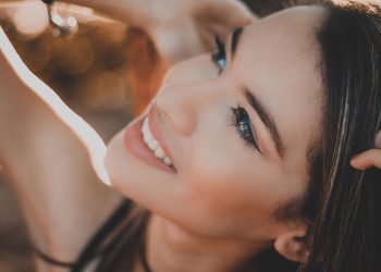 Get Youthful Looking Skin With This Fantastic Serum