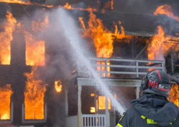 Australia bushfires: What countries have offered international aid?