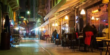 Late night restaurants in Kuta: Great spots that open past midnight